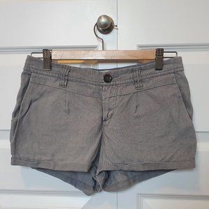 twik - grey shorts (size 3)